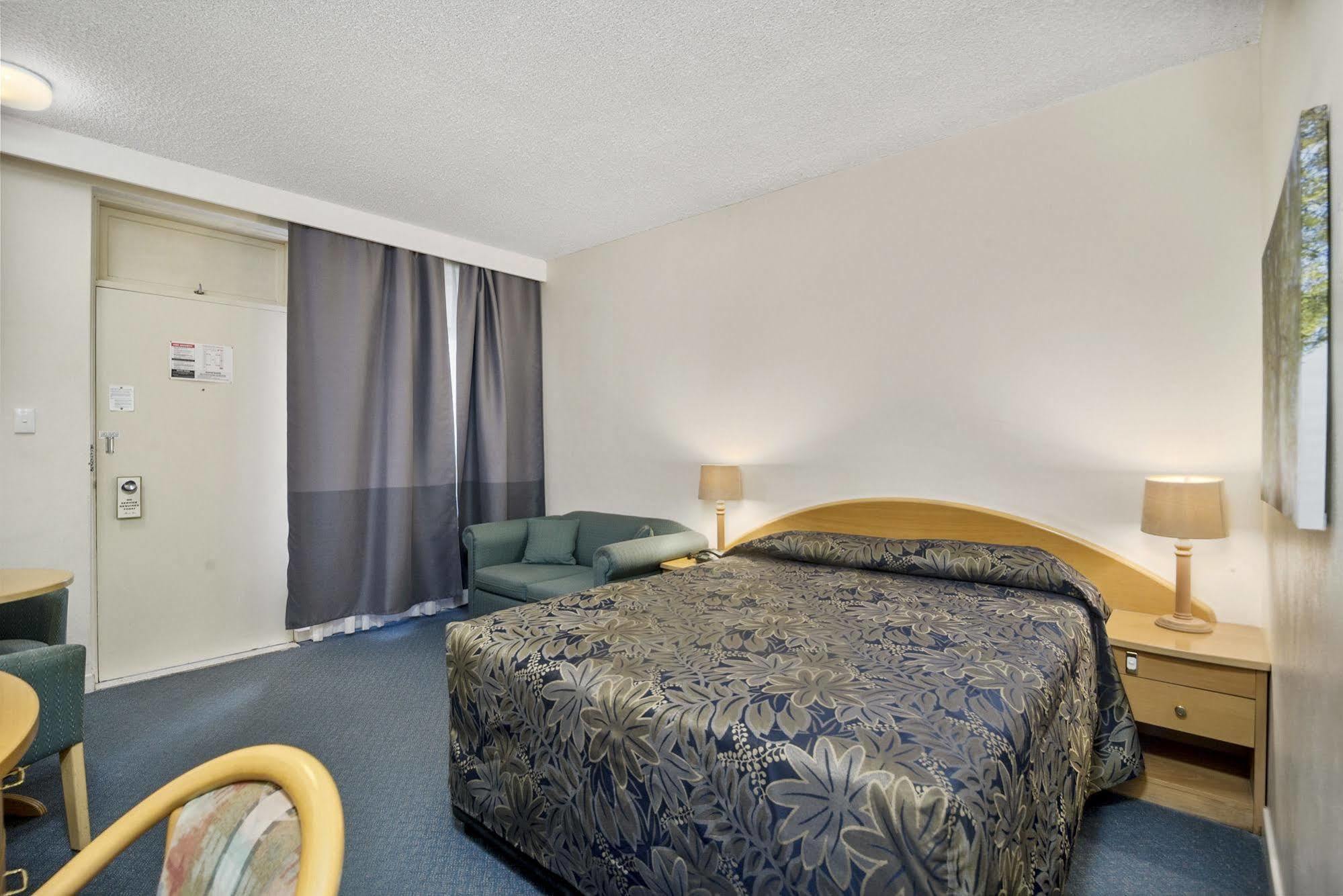 Park Motor Inn Toowoomba Extérieur photo